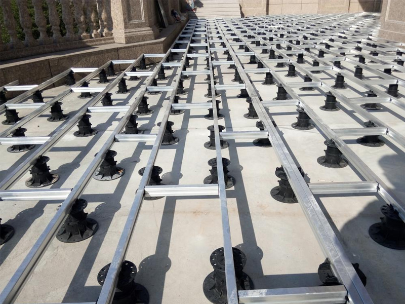 pedestales ajustables