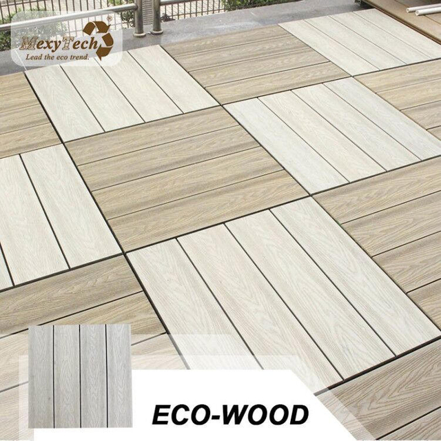 Azulejos de cubierta en la hierba