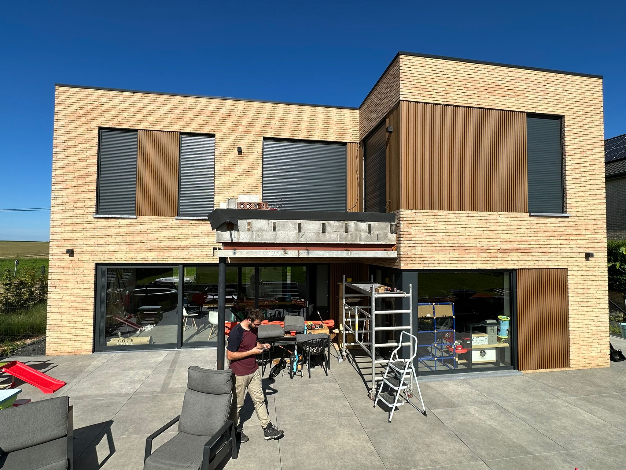 Una gu&iacute;a esencial para el revestimiento de pared exterior WPC