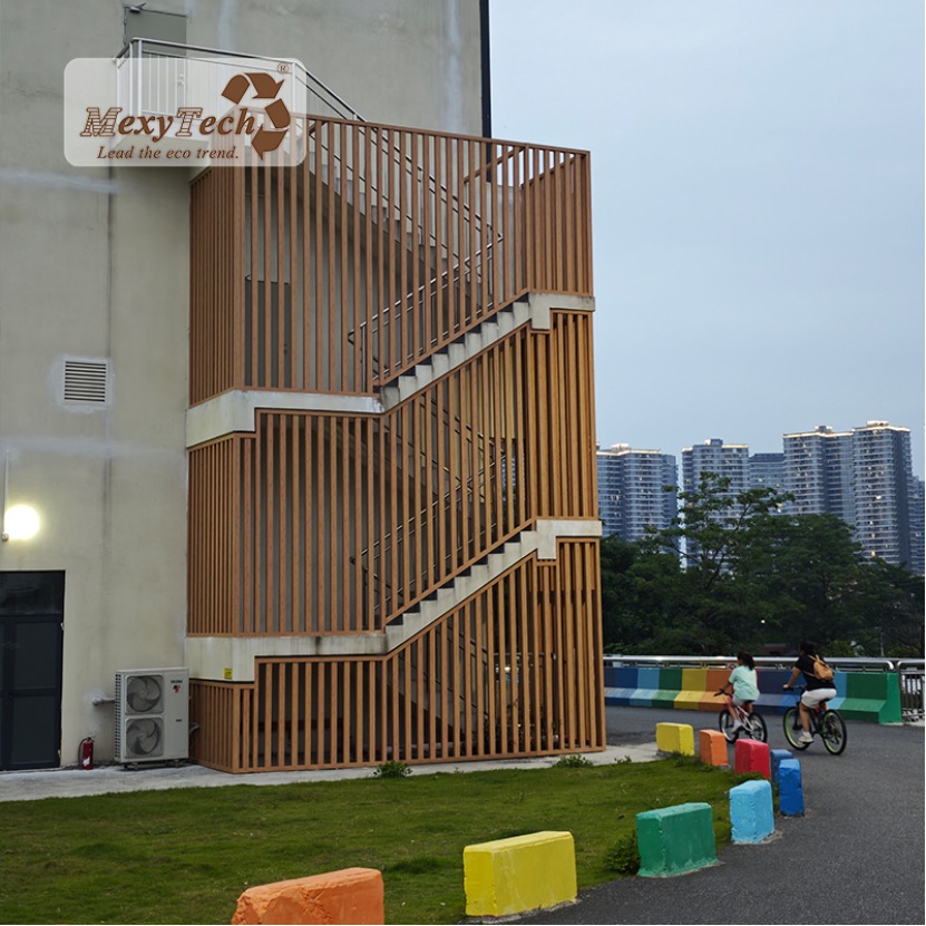 Elementos arquitectónicos: redefinición de fachadas, persianas, parasoles y mamparas con materiales de última generación