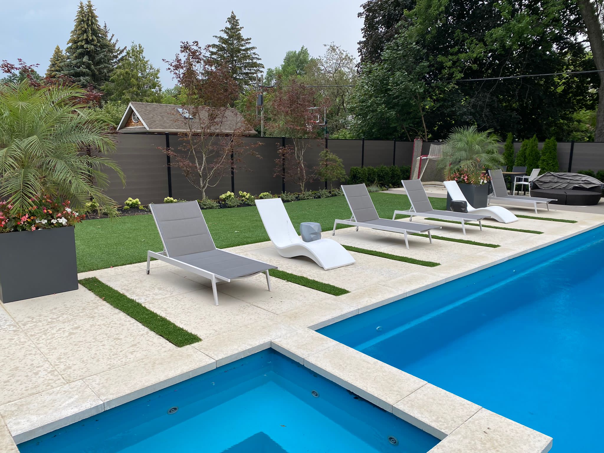 Valla WPC para nadar en la piscina