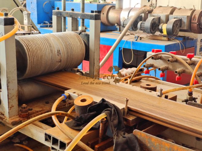 La base de la calidad: rigurosa selección de materias primas para WPC de alto rendimiento