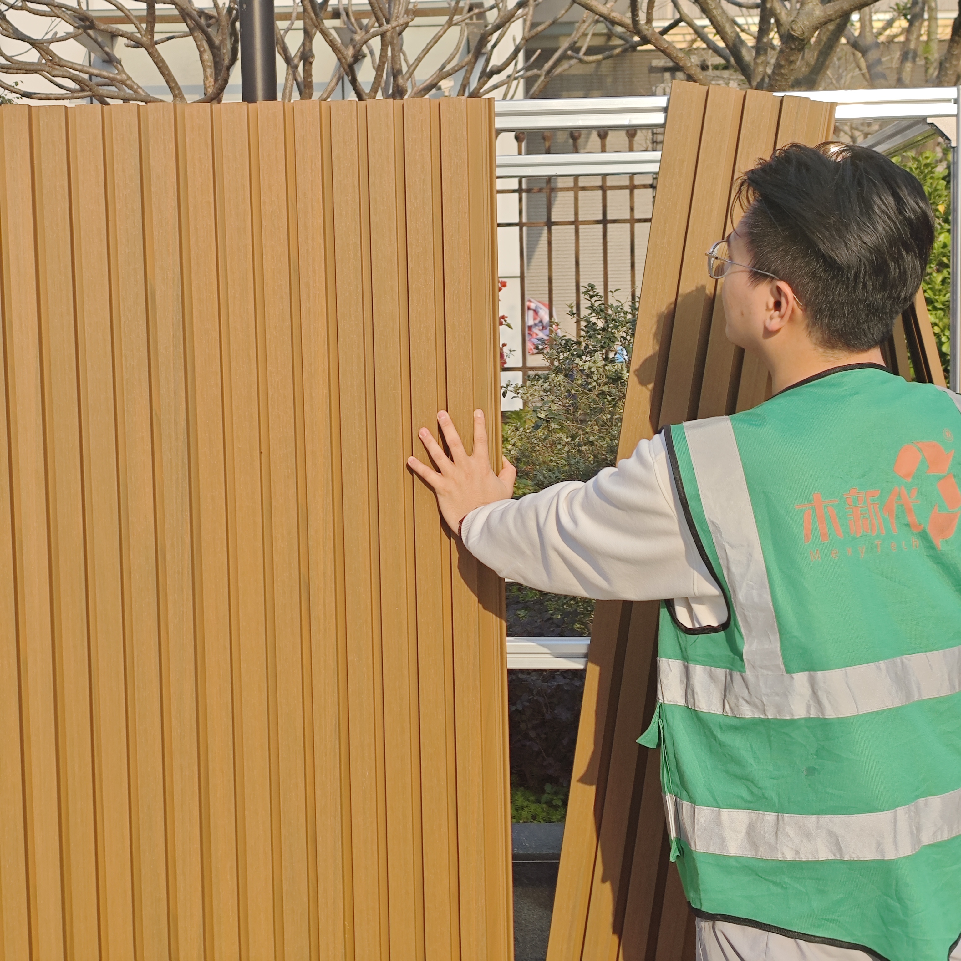 revestimiento exterior compuesto